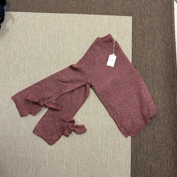 Hem & Thread cozy sweater - Picture 4 of 4